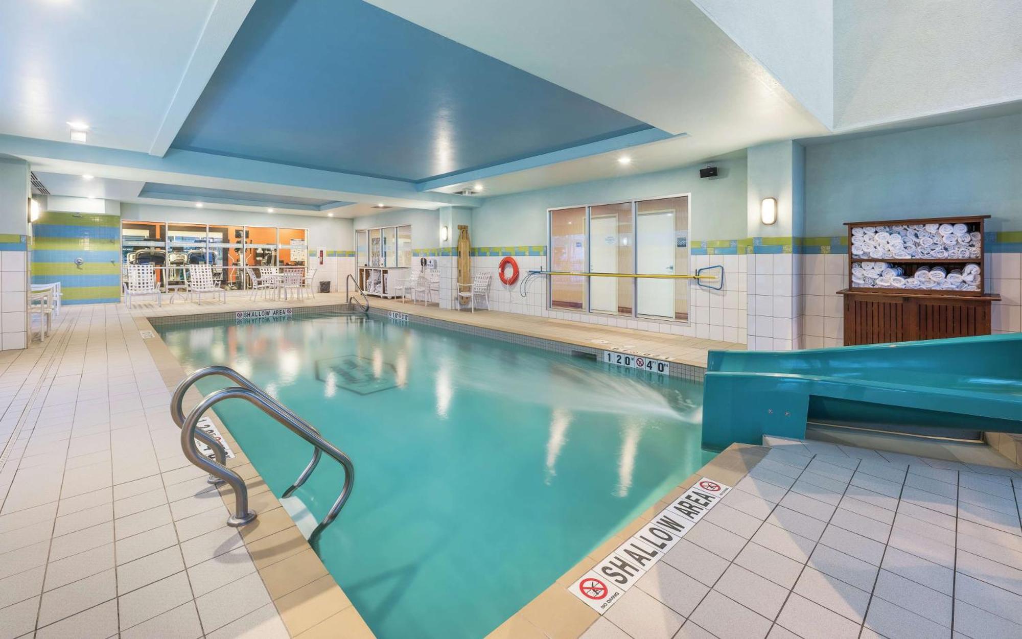 Hampton Inn & Suites By Hilton Монктон Екстер'єр фото