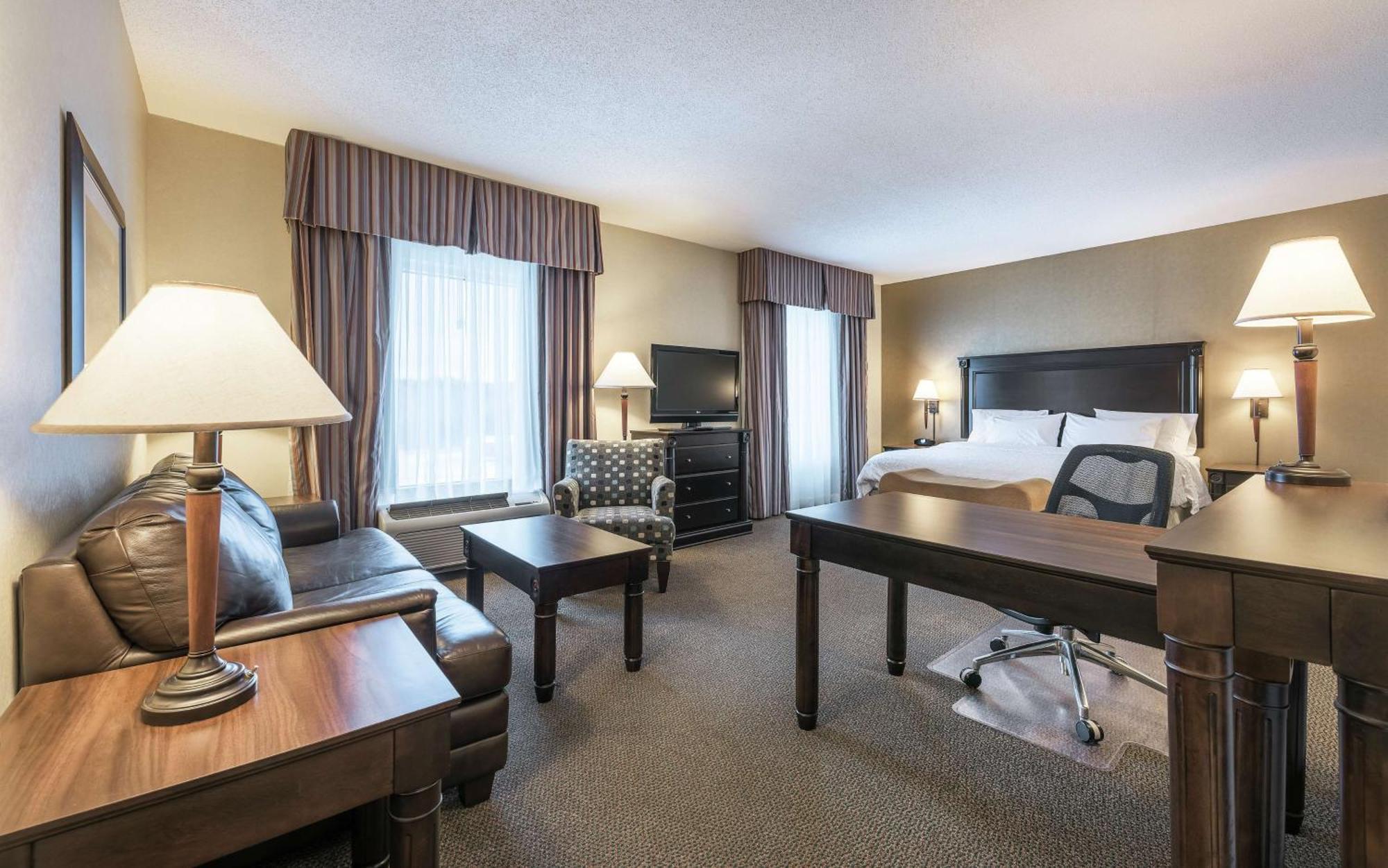 Hampton Inn & Suites By Hilton Монктон Екстер'єр фото