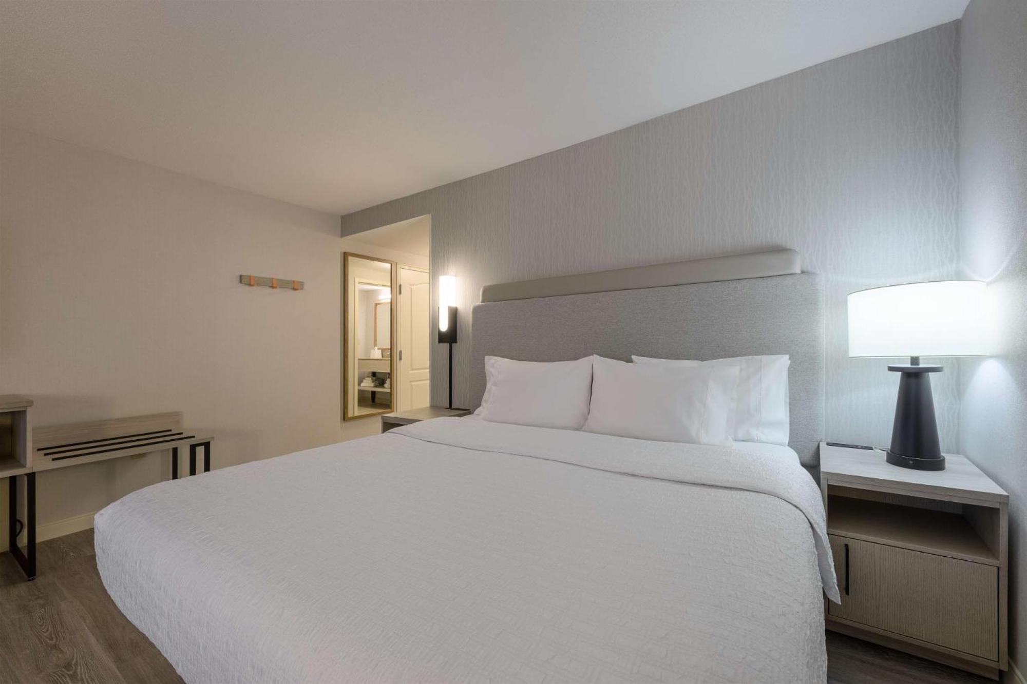 Hampton Inn & Suites By Hilton Монктон Екстер'єр фото