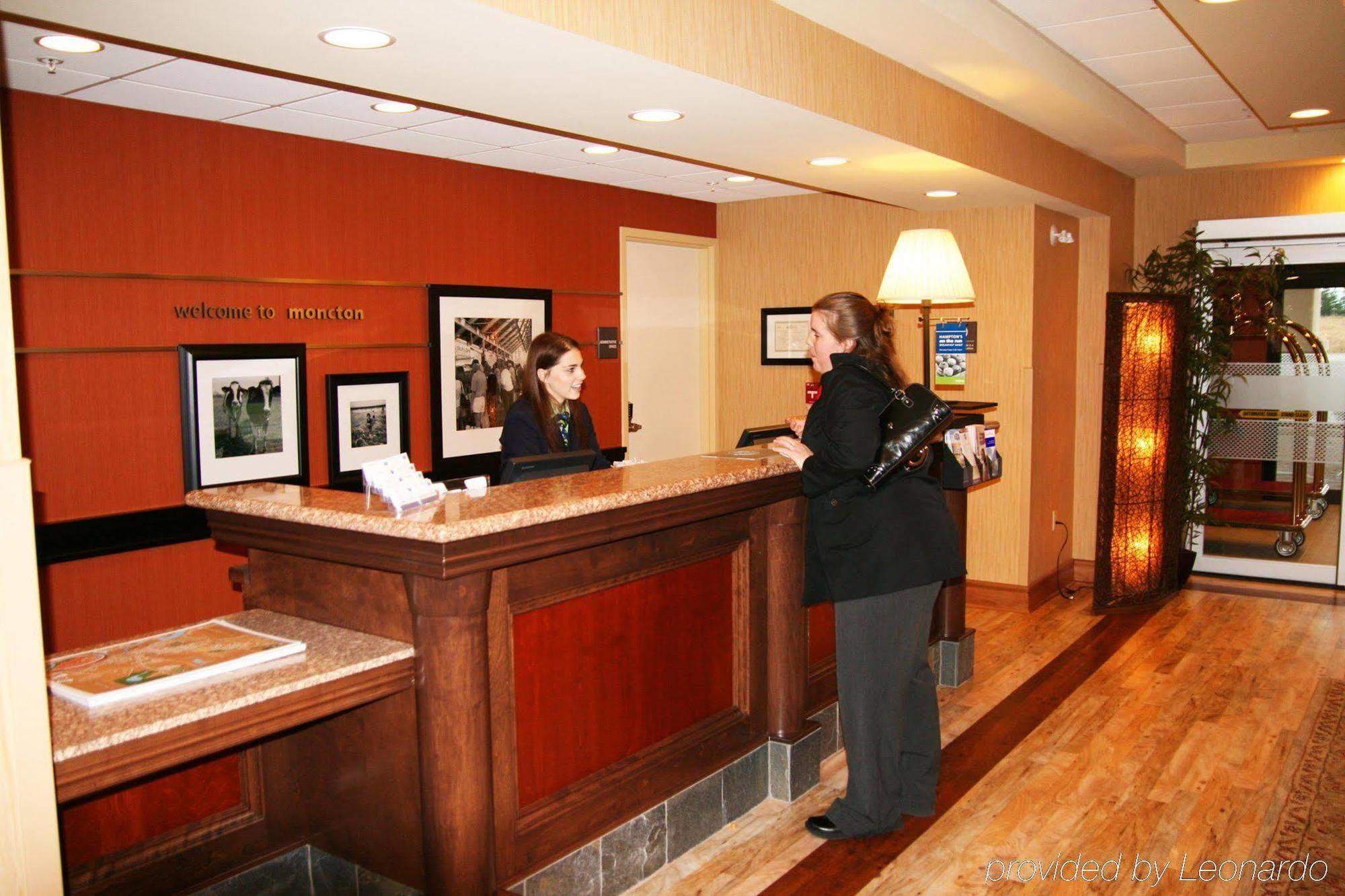 Hampton Inn & Suites By Hilton Монктон Інтер'єр фото
