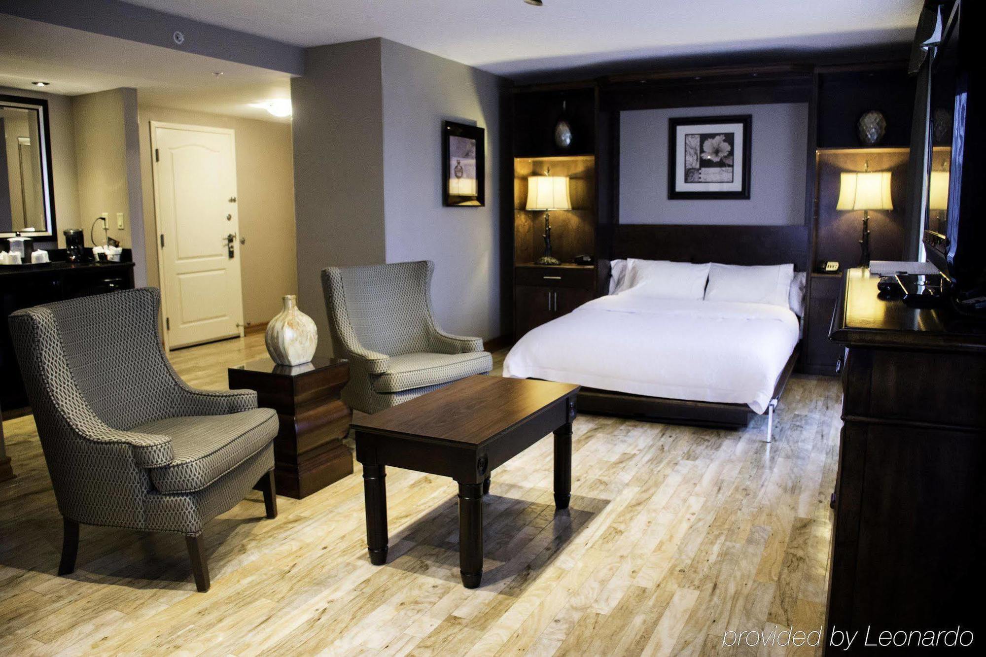 Hampton Inn & Suites By Hilton Монктон Екстер'єр фото